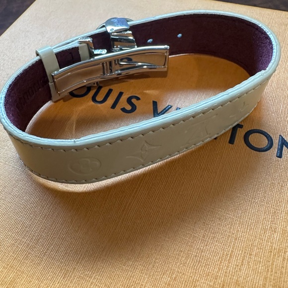 🔥🔥Louis Vuitton bracelet🔥🔥🔥 - Picture 12 of 15